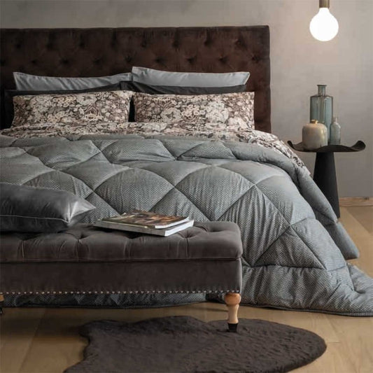 Trapunta matrimoniale mano piuma anallergica coperta imbottita invernale Di Maestro Elton